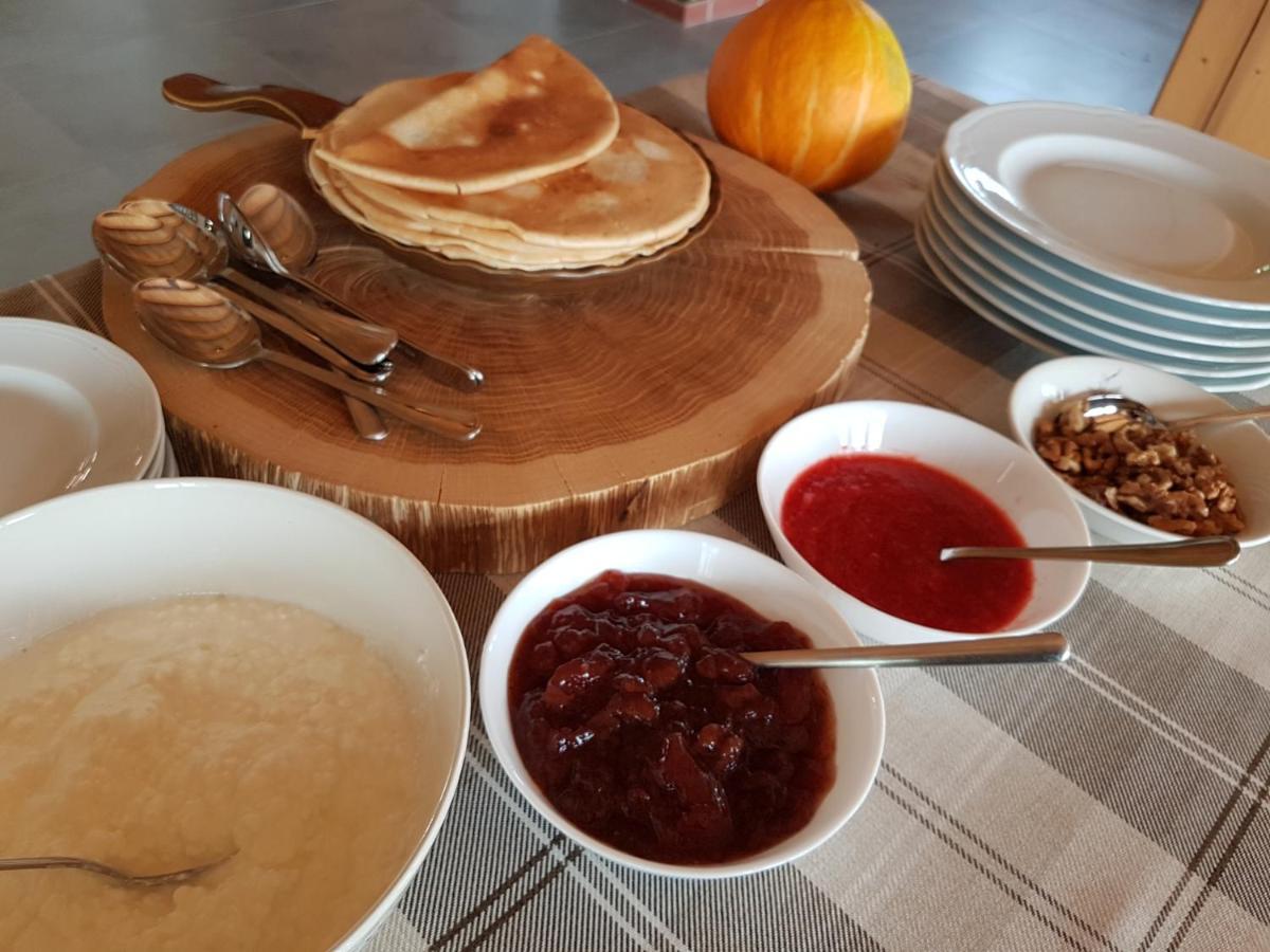 Wypoczynek Pod Lipami Bed & Breakfast Ручане Нида Екстериор снимка
